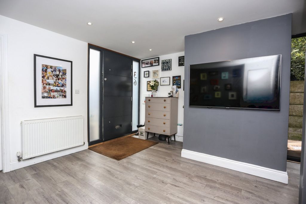 Additional image 9 of 3 bed end terrace house for saleMauldeth Close, Heaton Mersey, Stockport SK4