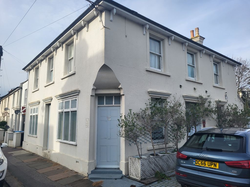 Property photo 2 of 2 Photo #2