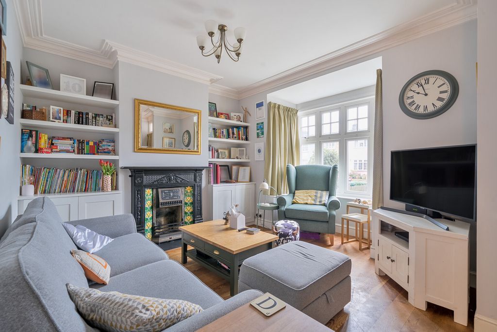 Property photo 2 of 12 1406435-11-6981Cb...