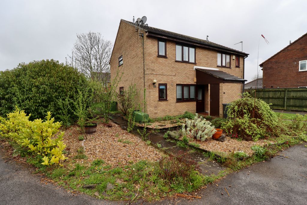 Property photo 1 of 7 Img_1815