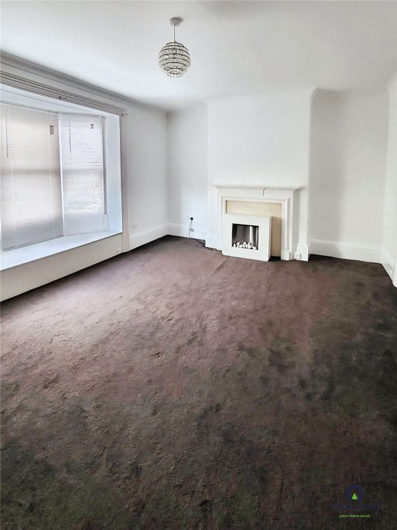 Property photo 3 of 22 Picture No. 14