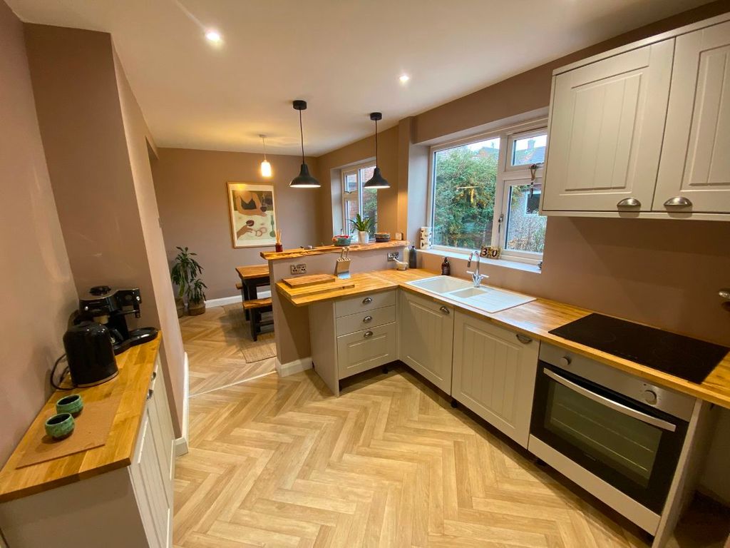 Property photo 3 of 30