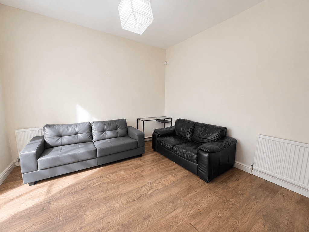 Property photo 2 of 13 Living Space