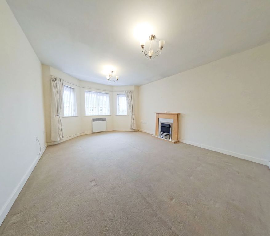 Property photo 3 of 16