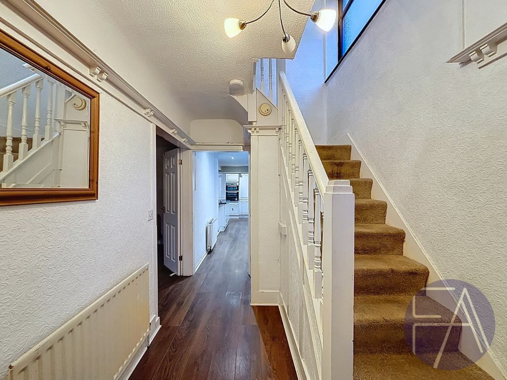 Property photo 2 of 24 4644803