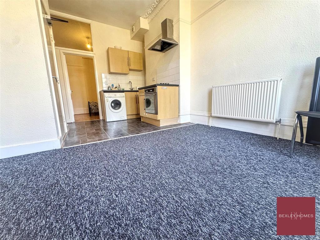 Property photo 2 of 8 Img_5246.Jpg