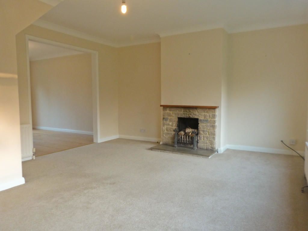 Property photo 3 of 11 Photo 3