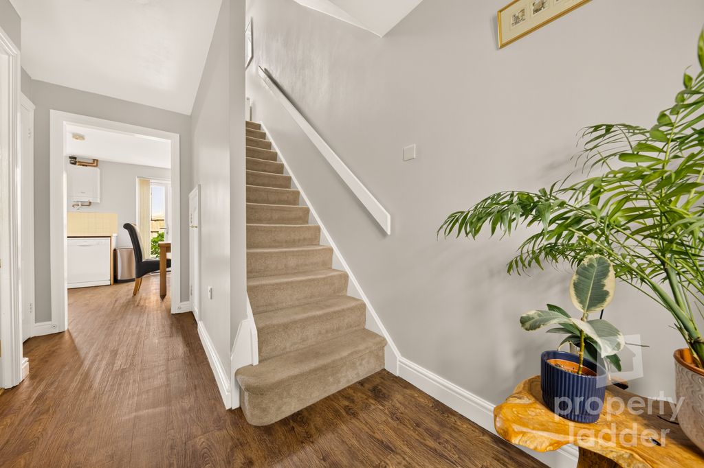 Property photo 3 of 23 Pl-12