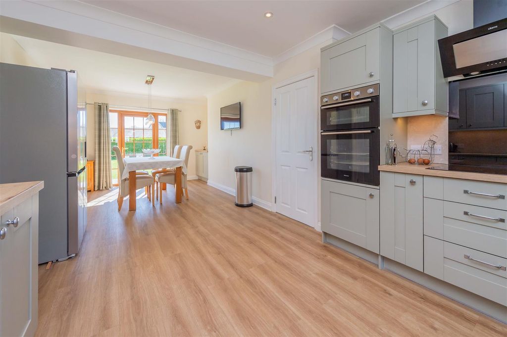 Additional image 5 of 4 bed detached house for saleWoodhill, Oswestry SY10