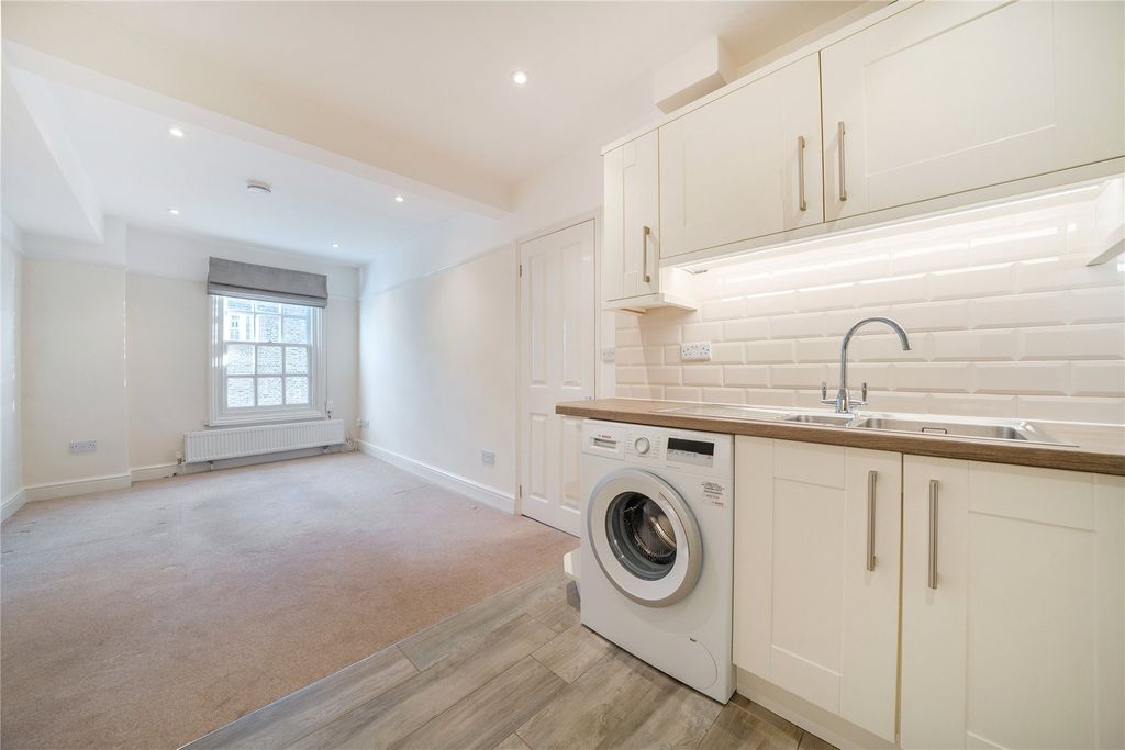 Property photo 2 of 10 Picture No. 09