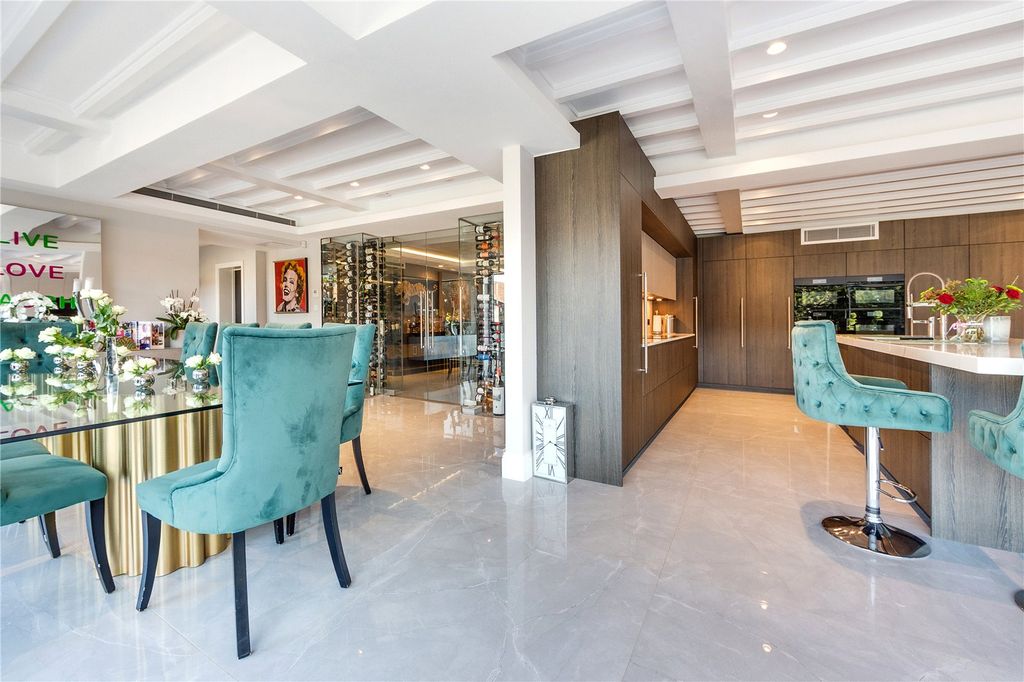 Additional image 8 of 6 bed detached house for saleWatford Road, Radlett, Hertfordshire WD7