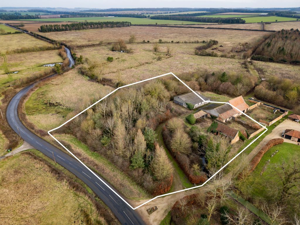 Property photo 1 of 12 Craig 12