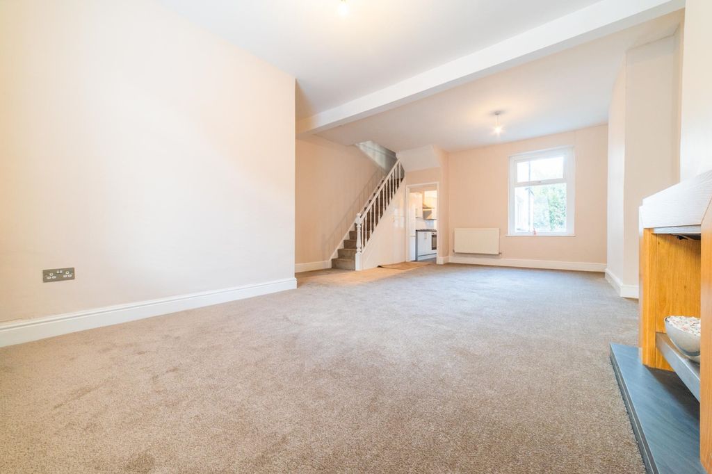 Property photo 2 of 14 Call 02920 454555 To Secure Your Viewing_7