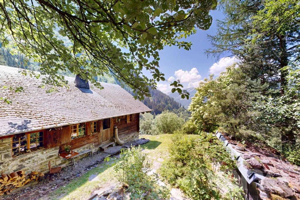 Property photo 2 of 12