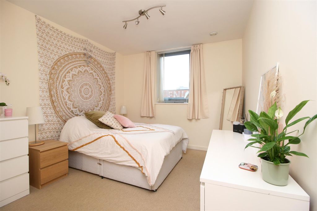 Property photo 3 of 11 Img_8177.Jpg