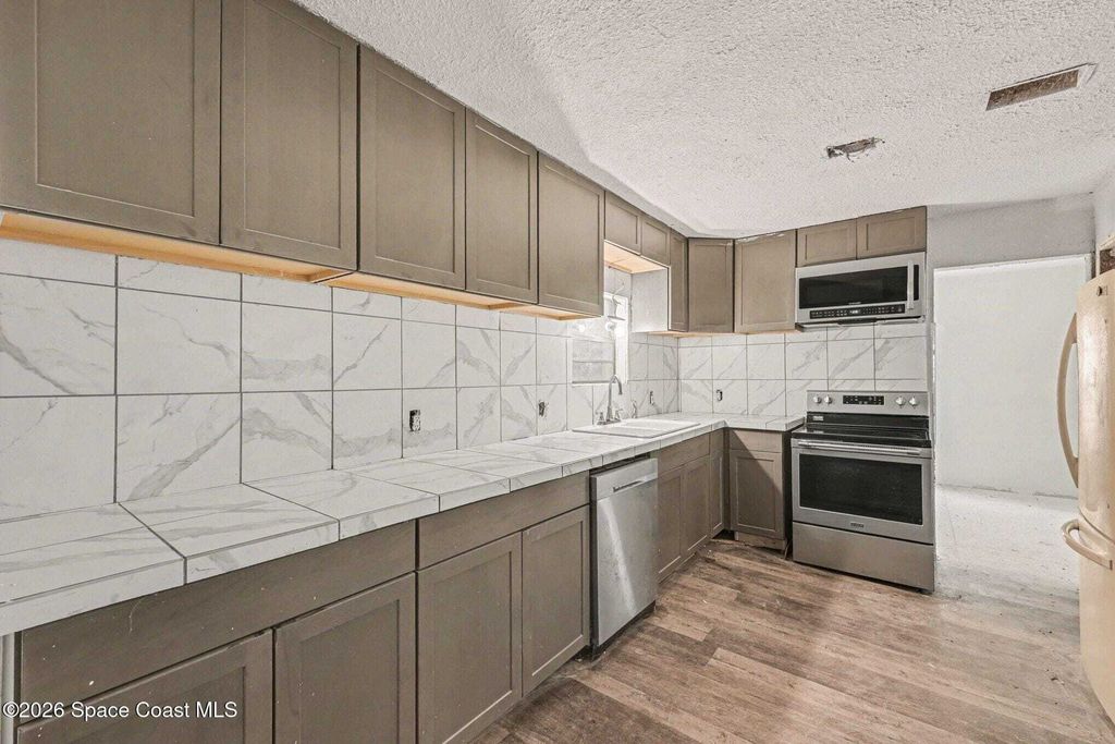 Property photo 3 of 22 <Alttext/>
