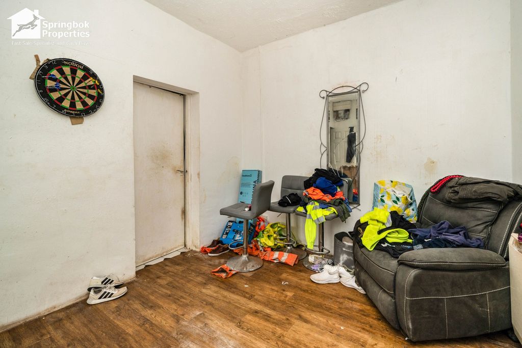 Property photo 3 of 17 Image 3
