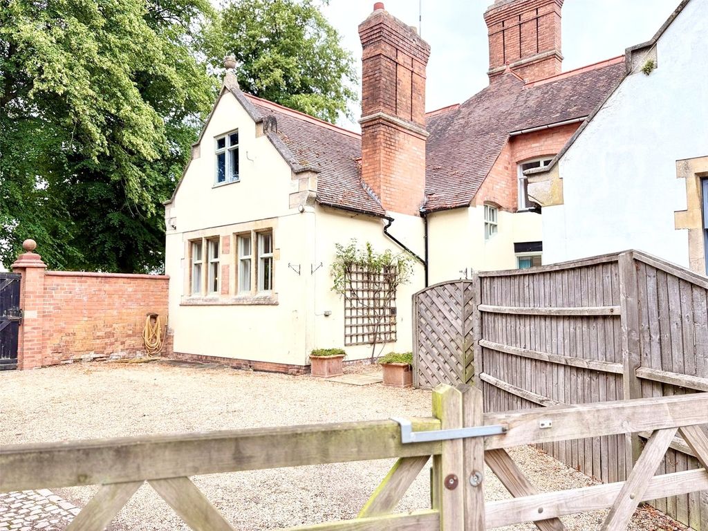 Property photo 1 of 30 Picture No. 36