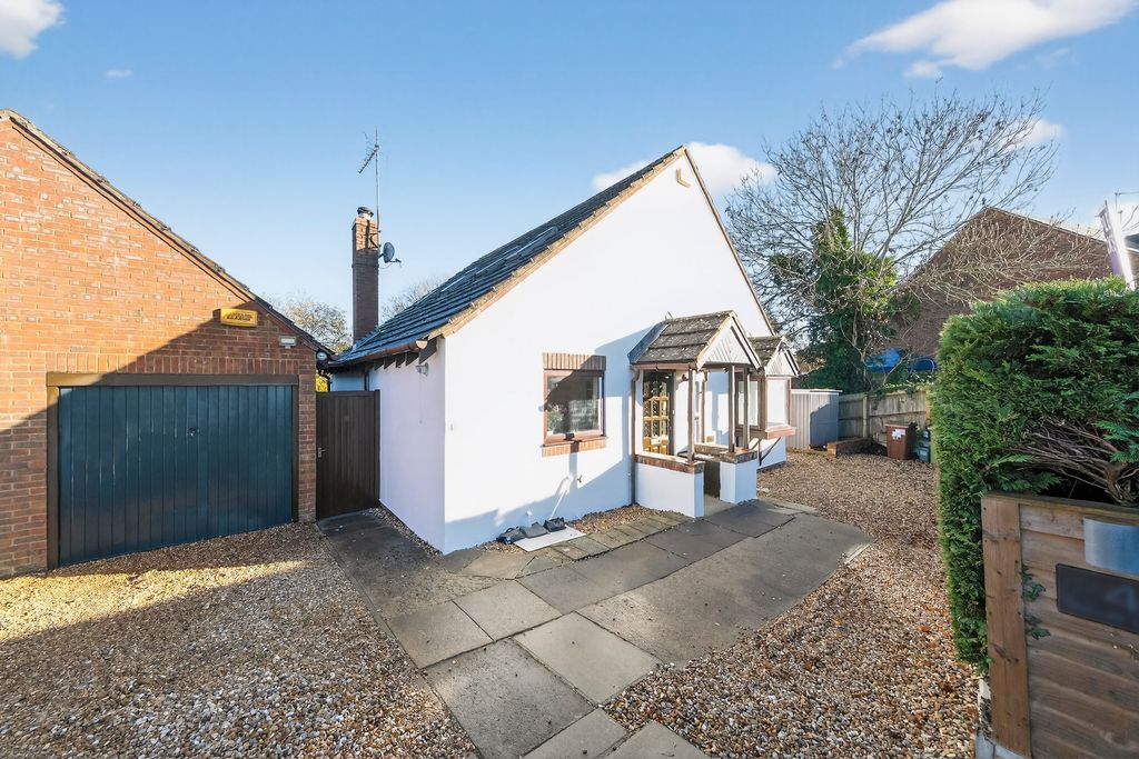 Property photo 2 of 23