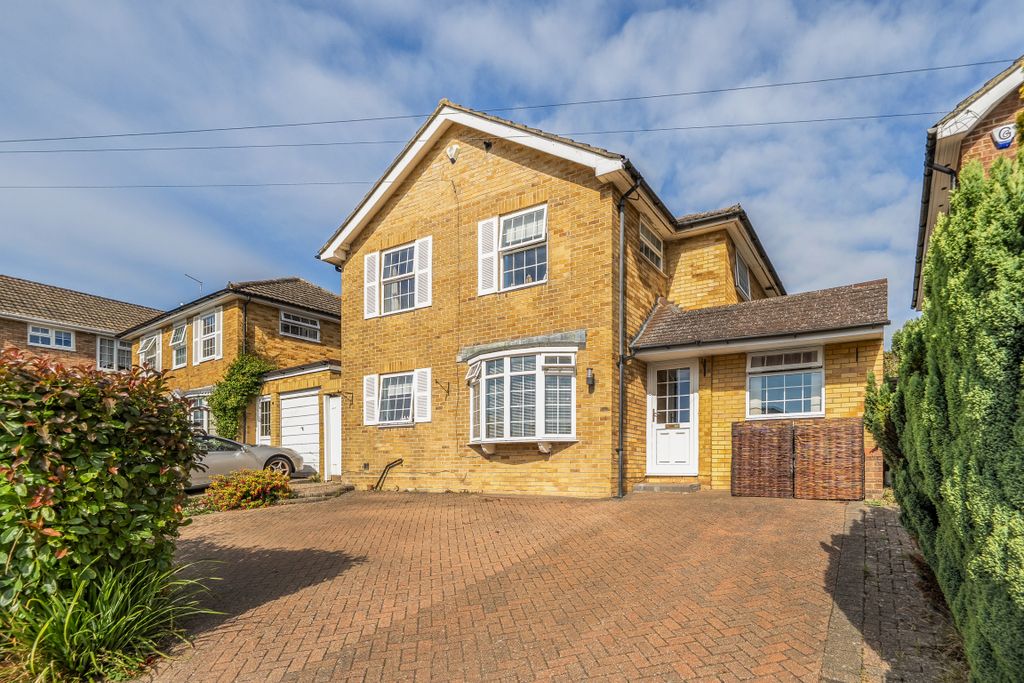Property photo 1 of 12