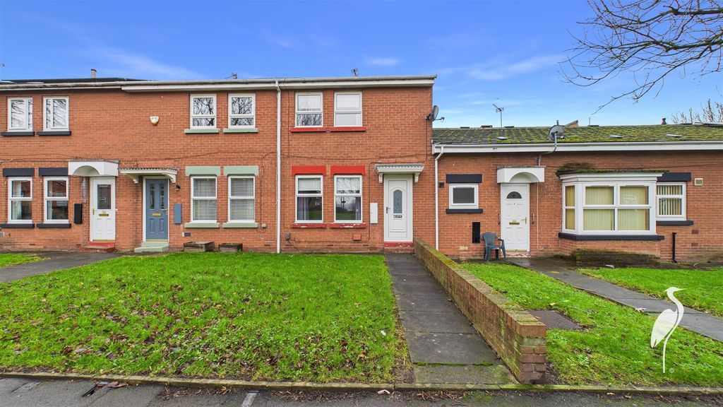 Property photo 1 of 12 Front External