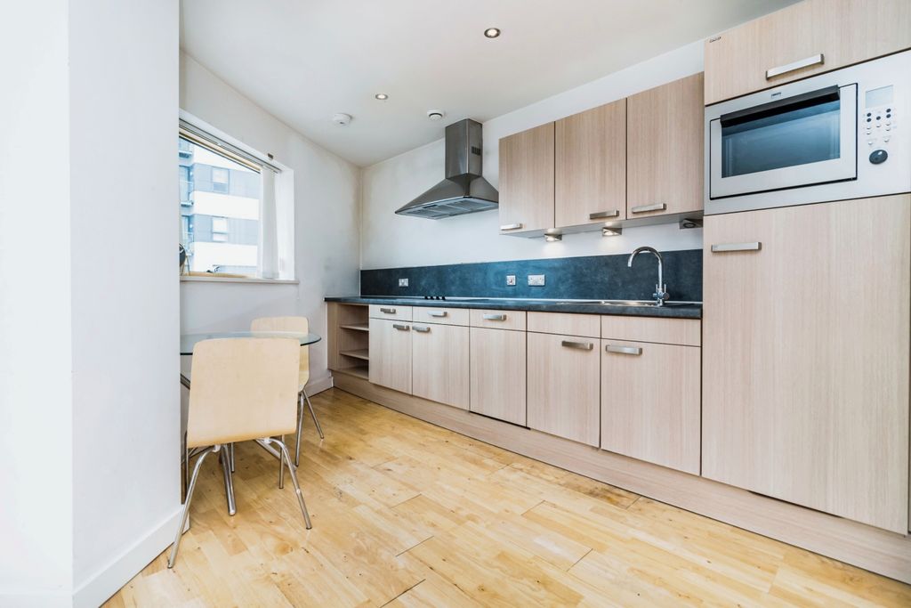 Property photo 3 of 10 Photography