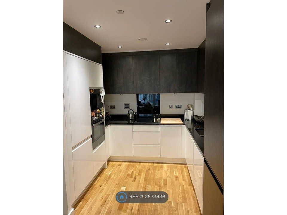 Property photo 3 of 26 Kitchen