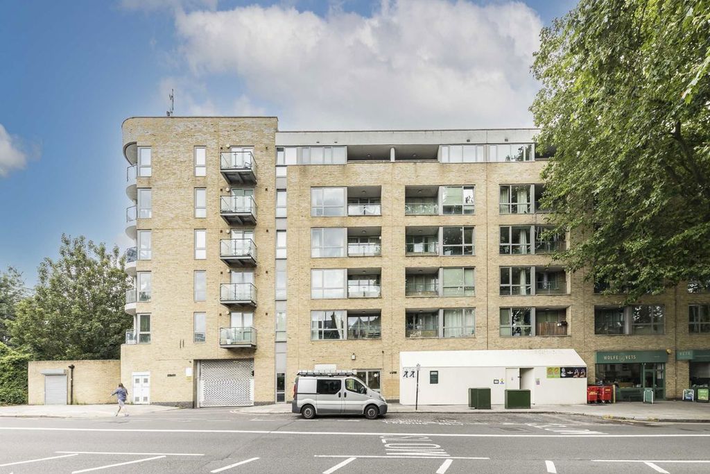 Property photo 1 of 7