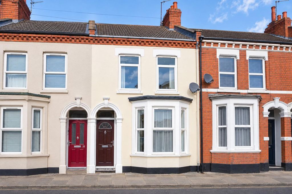 Property photo 1 of 13 0489Front.Jpg