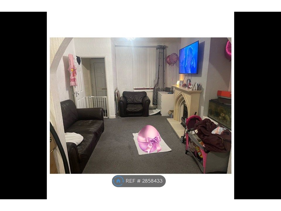 Property photo 3 of 13