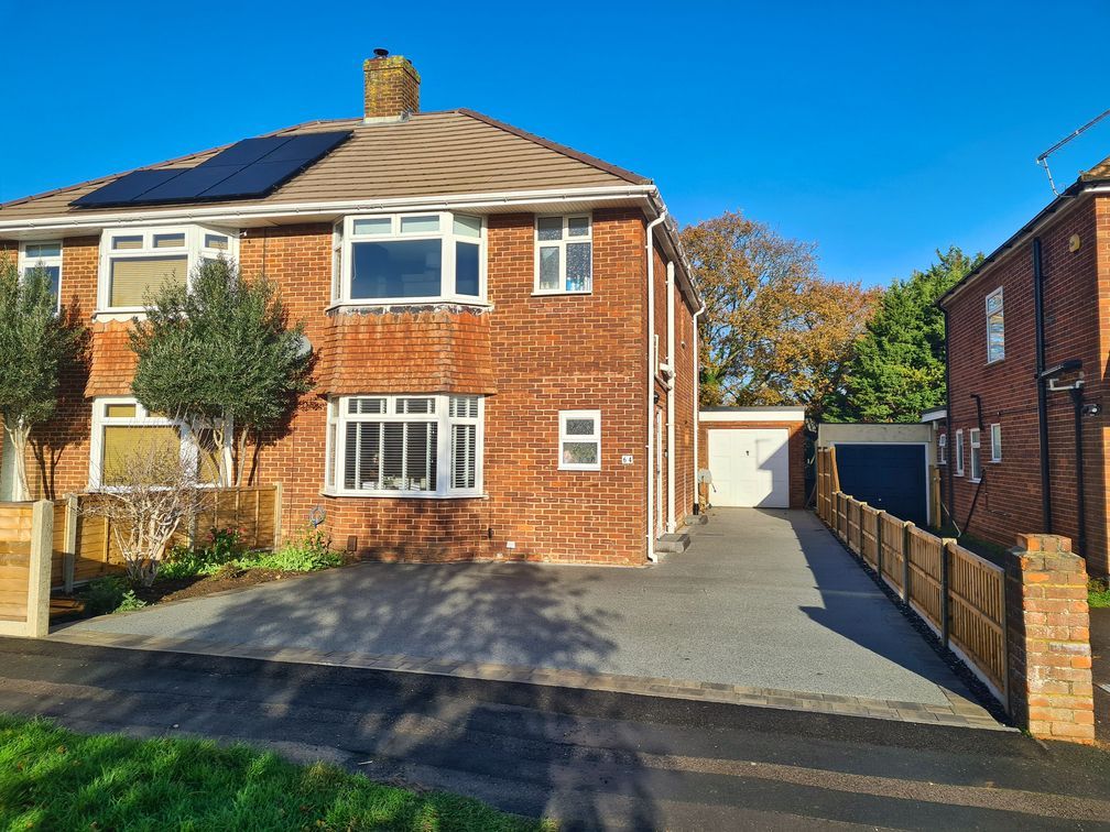 Property photo 1 of 31