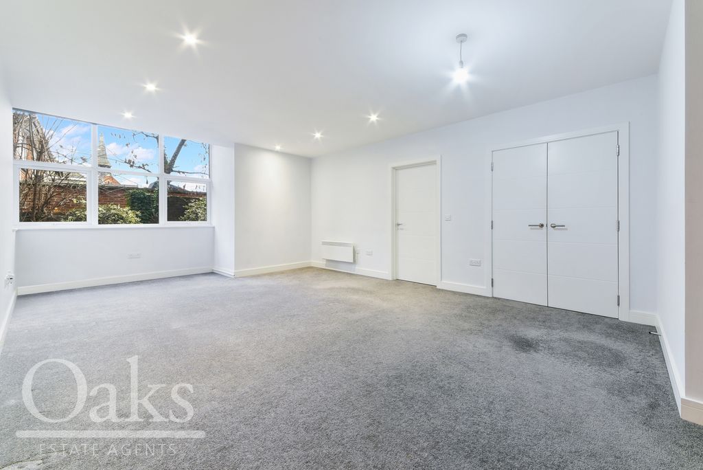 Property photo 3 of 8 Reception Room