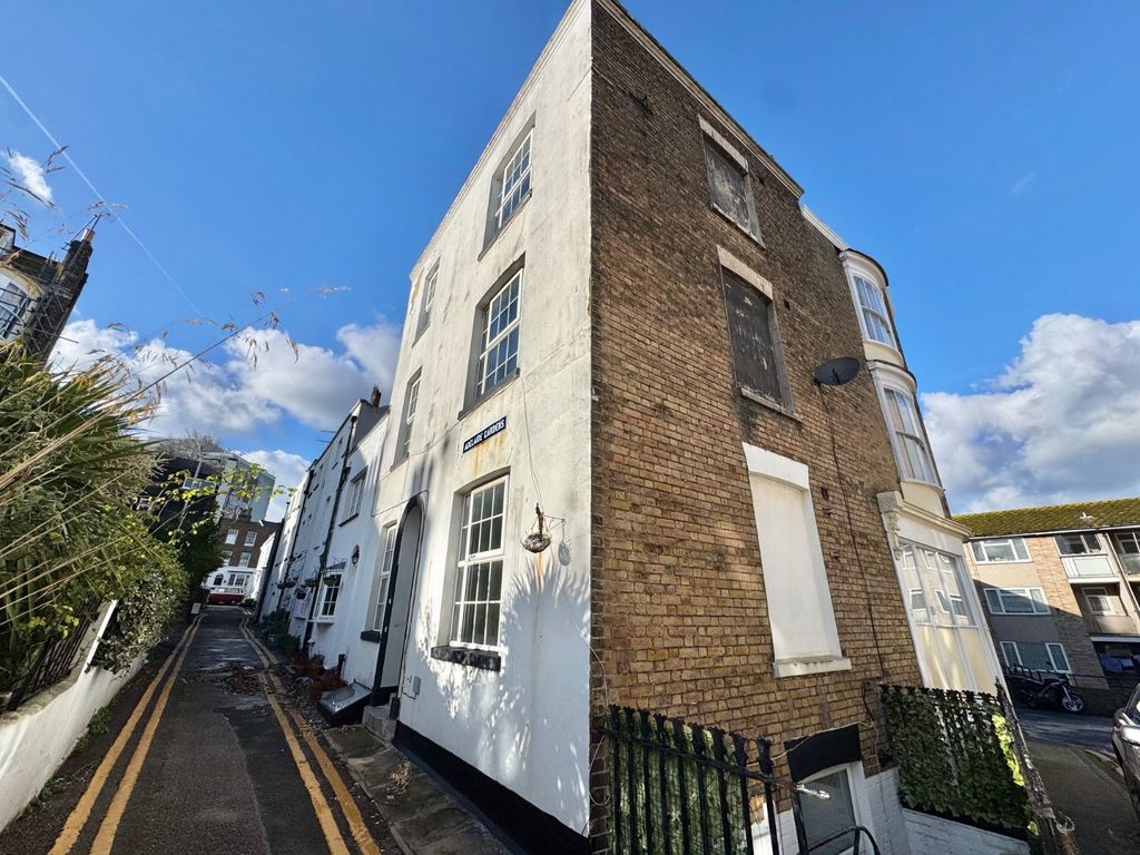 Property photo 1 of 9 Picture 1