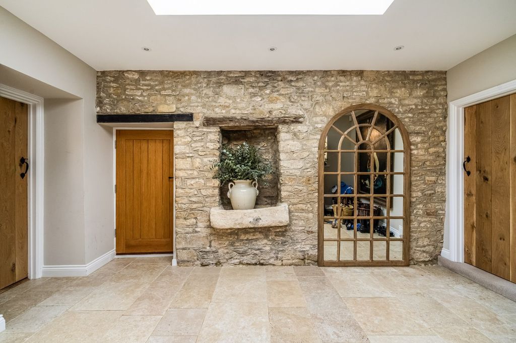 Property photo 3 of 15 Picture No. 08