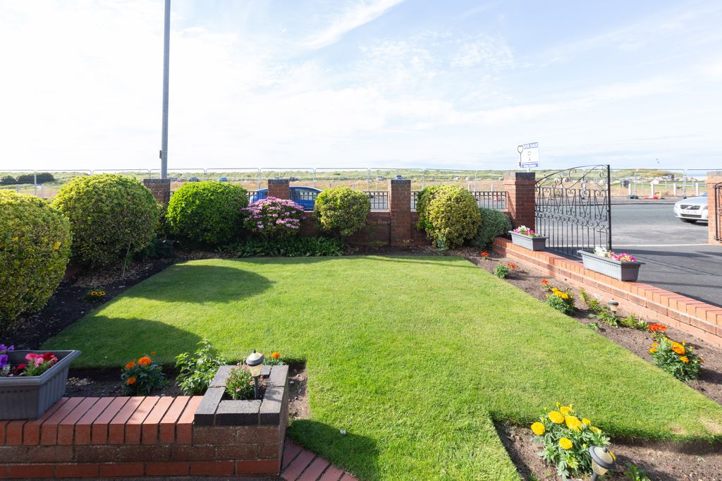 Additional image 25 of 2 bed bungalow for salePrinces Way, Fleetwood FY7