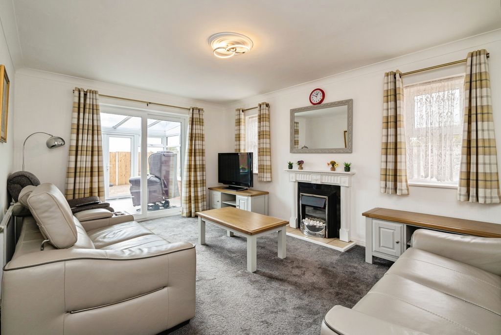 Property photo 3 of 19 Pbox-Img.Jpg