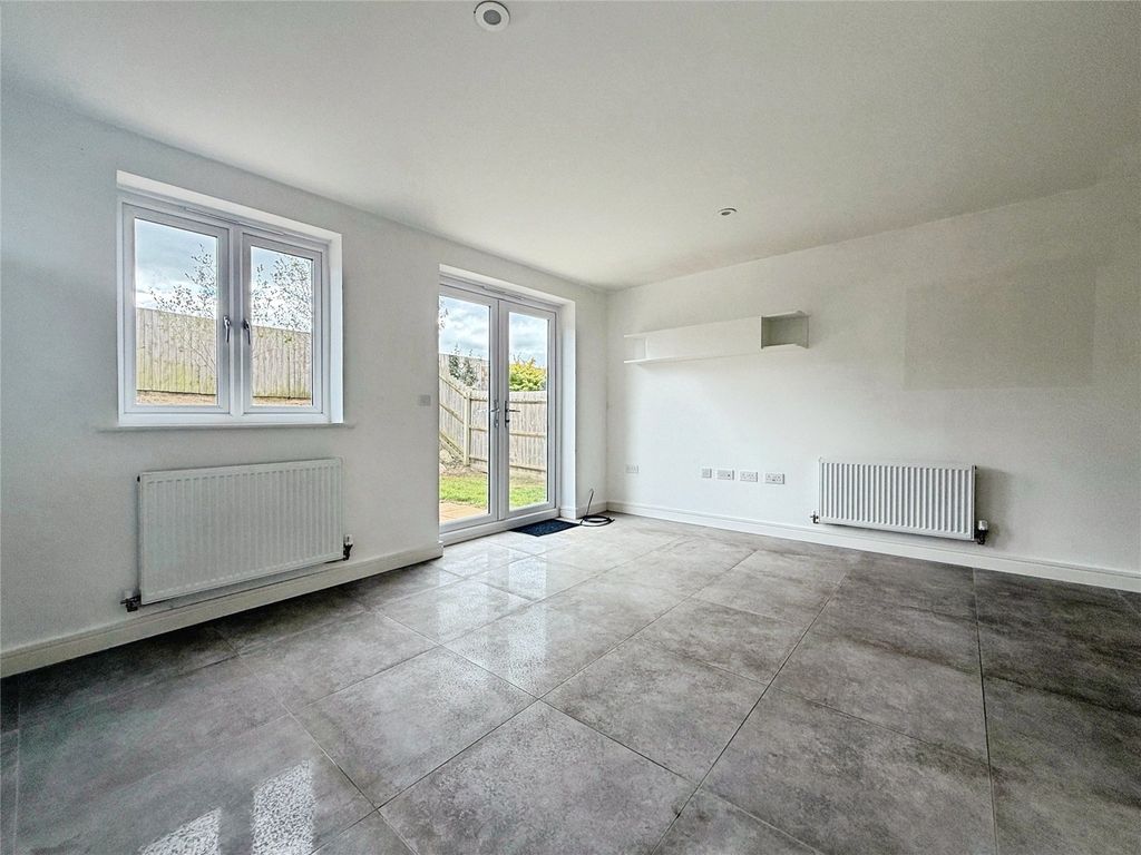 Property photo 3 of 20 Picture No. 47