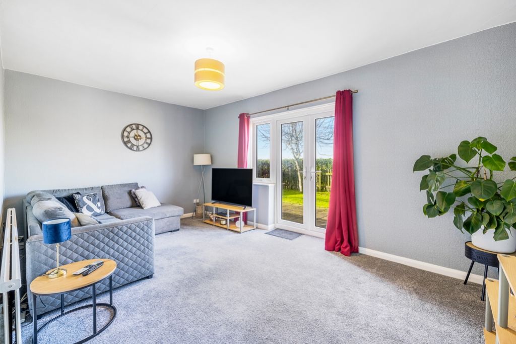 Property photo 2 of 26 Pondarosa (Frampton)-19