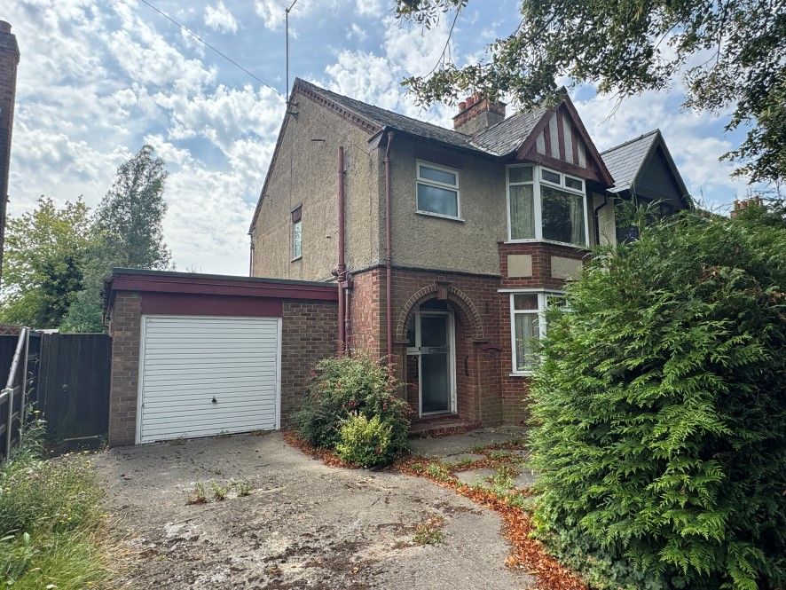 Property photo 1 of 8