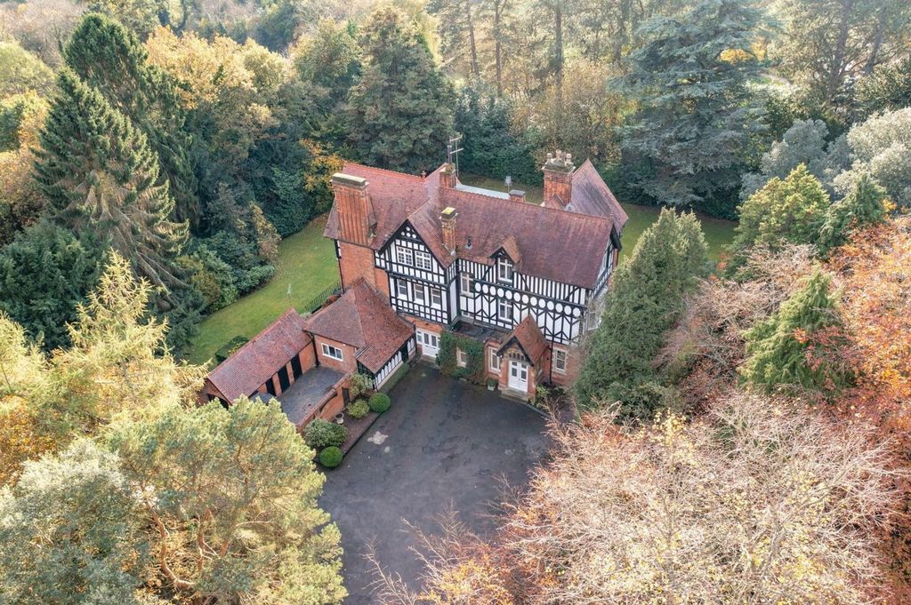 Property photo 1 of 18