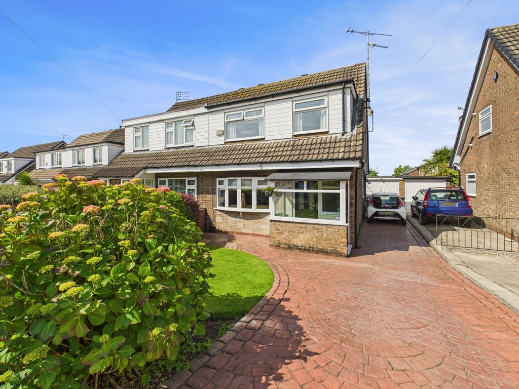 Property photo 1 of 22 Cam03729G0-Pr0064-Still005