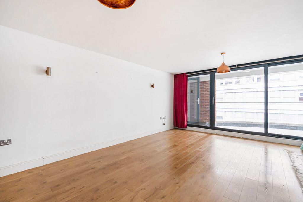 Property photo 2 of 13 Reception Room