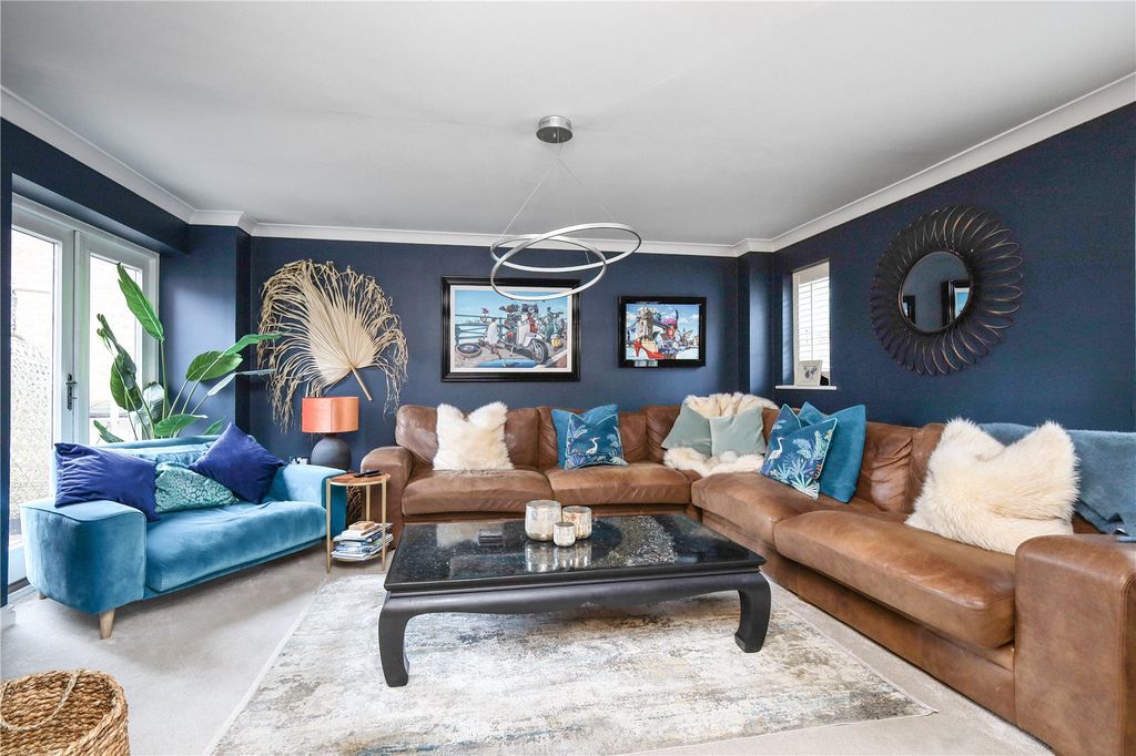 Property photo 2 of 13 Picture No. 03