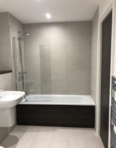 Property photo 2 of 13 511 B Downtown - Bathroom