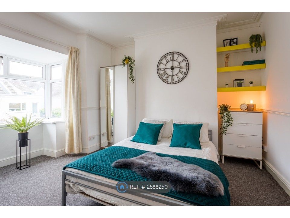 Property photo 1 of 14 Bed 1