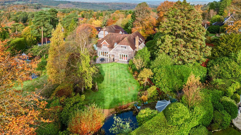 Property photo 1 of 21