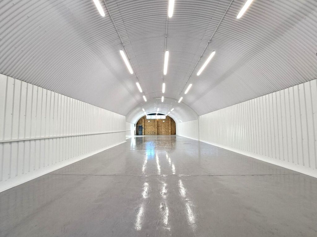 Property photo 3 of 3 An Empty Arch With White Lining