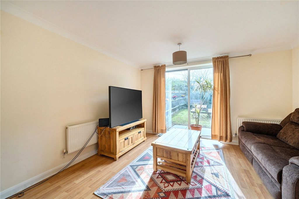 Property photo 2 of 10 Picture No. 05