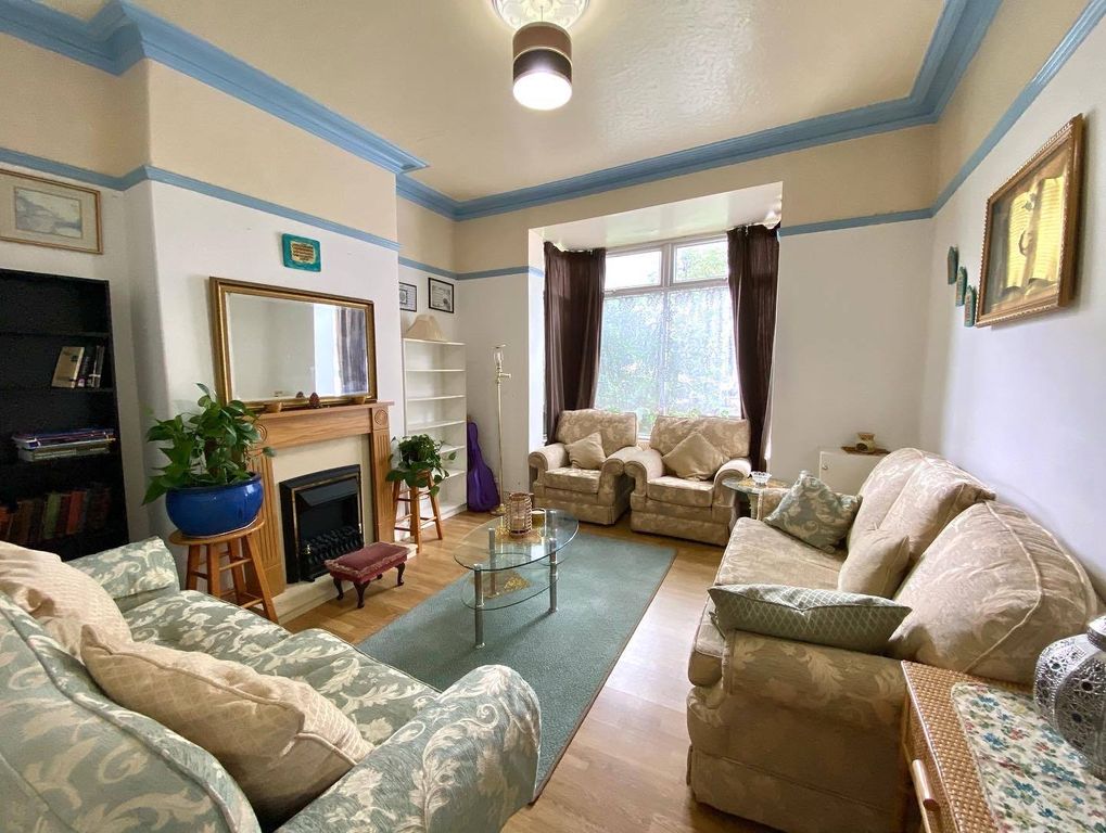 Property photo 3 of 10 Gallery