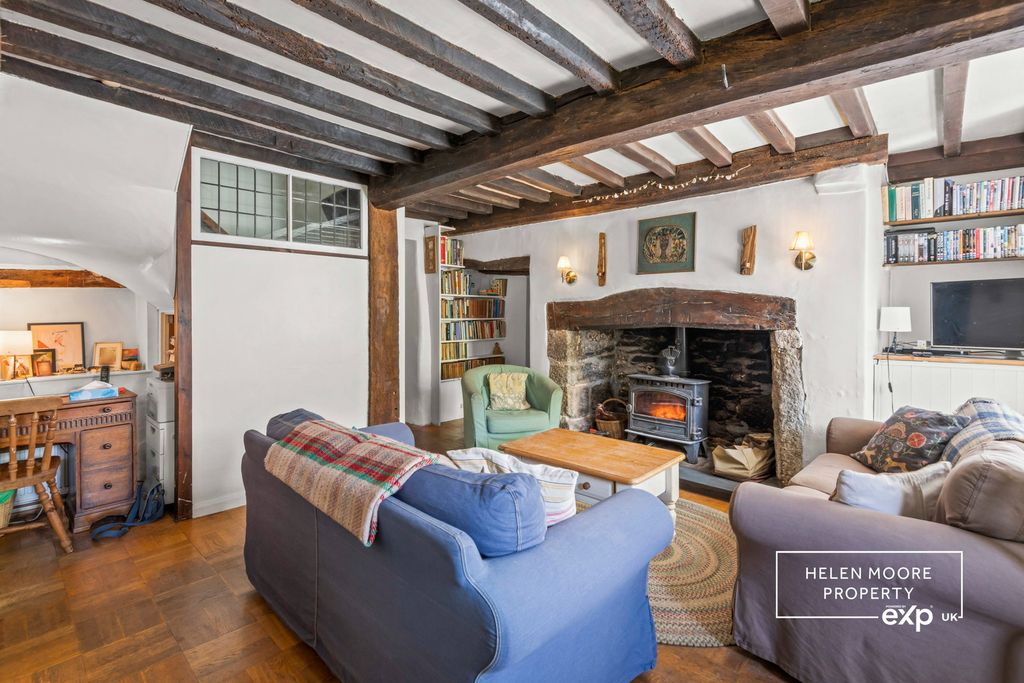 Property photo 2 of 15